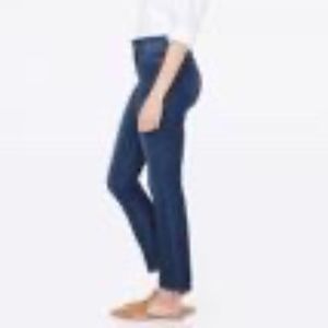 NWT - NYDJ Sheri Slim size 18P in color Cooper
